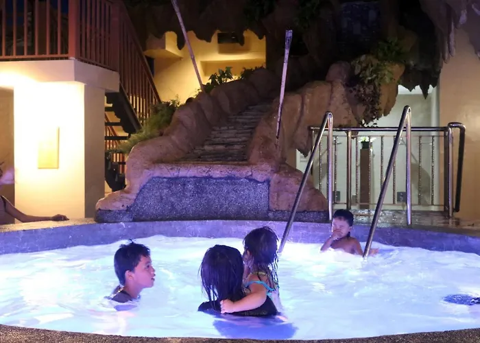 Palm Grass Hotel Cebu