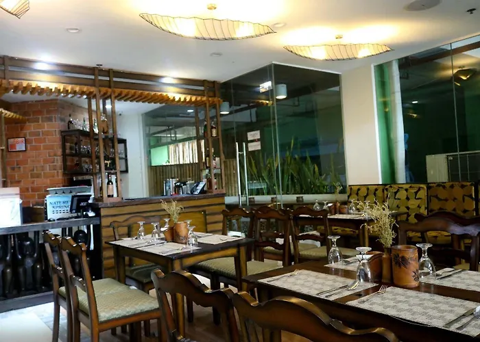 Palm Grass Hotel