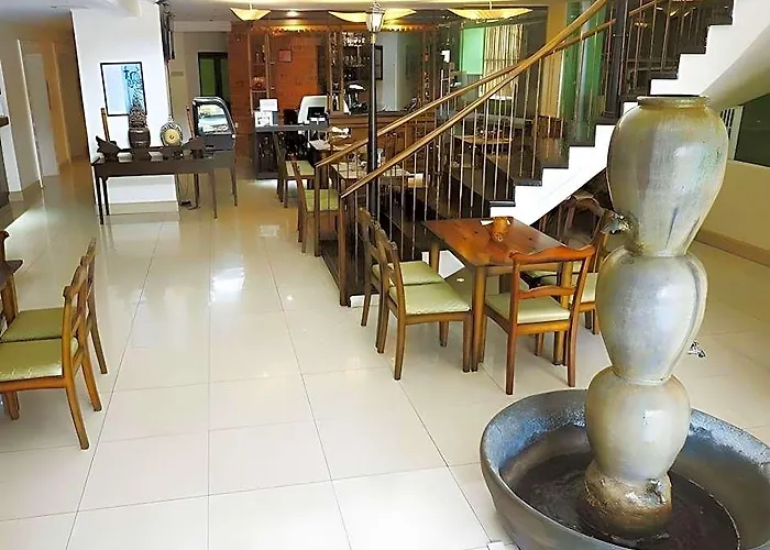 Hotel Palm Grass 2*